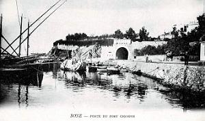 Bone - Porte du Fort Cigogne et petit port